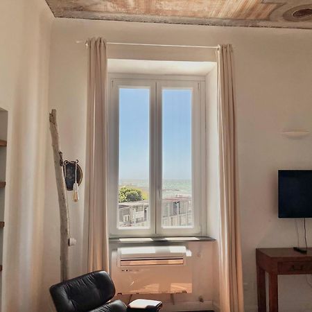 The Sunshine Loft Apartment Livorno Room photo